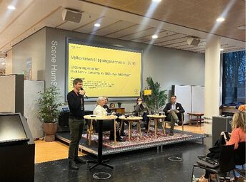 møbler ,planter ,stol ,interiørdesign ,elektronisk enhet.